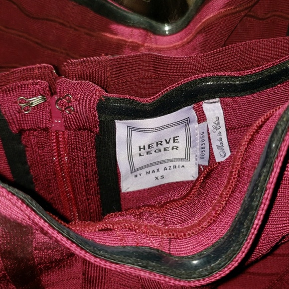 Authentic Herve Leger by Max Azria - Picture 3 of 6